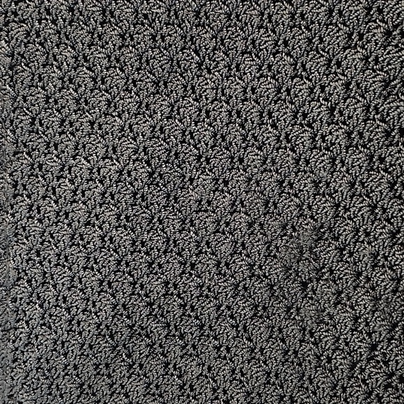 The Sak- beautiful gray crochet crossbody bag - Picture 7 of 8